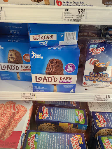 Grocery Store «Schnucks», reviews and photos, 200 N Vine St, Urbana, IL 61802, USA