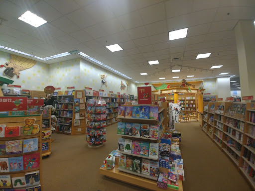 Book Store «Barnes & Noble», reviews and photos, 631 E Boughton Rd, Bolingbrook, IL 60440, USA