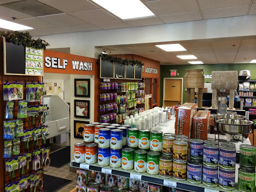 Pet Supply Store «EarthWise Pet Supply», reviews and photos, 11328 Montgomery Rd, Cincinnati, OH 45249, USA