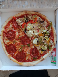Plats et boissons du Pizzas à emporter Les Quatre Saisons à Montanay - n°11