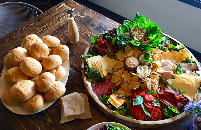 Cafe near Red Lion Inn and Suites La Pine, Oregon