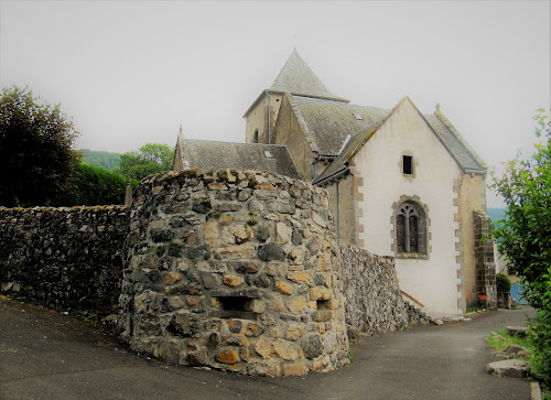 Église Saint Pierre à Valbeleix