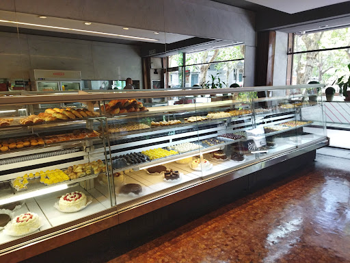 AF1QipNXmv7IyU8nYAhFchb73scNPdlCvet9z7vPR4c1