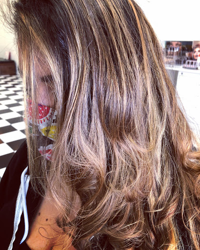 Beauty Supply Store «Kut N Beauty», reviews and photos, 2050 W Whittier Blvd, La Habra, CA 90631, USA