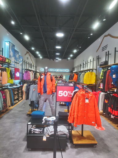 Tienda de ropa y equipos para actividades al aire libre Naucalpan de Juárez