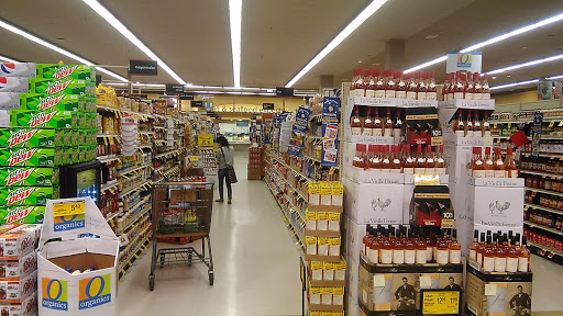 Grocery Store «Safeway», reviews and photos, 1688 Anderson Rd, McLean, VA 22102, USA