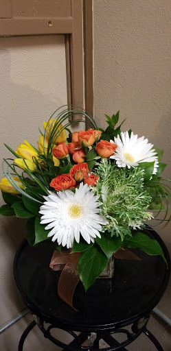 Florist «Grand Florist», reviews and photos, 525 W Rte 66, Glendora, CA 91740, USA