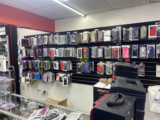 Cell Phone Store «Cell Repair», reviews and photos, 12579 Richmond Ave, Houston, TX 77082, USA
