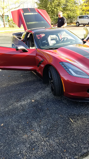 Car Dealer «Ultimo Motors», reviews and photos, 4575 Weaver Pkwy, Warrenville, IL 60555, USA