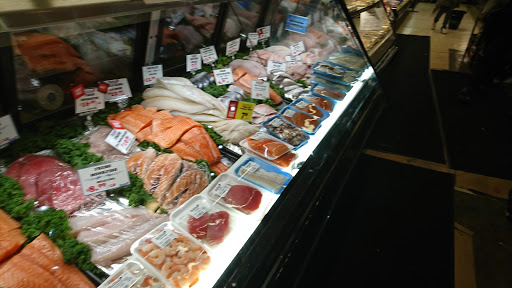 Grocery Store «Foodtown of Williamsburg», reviews and photos, 159 N 3rd St, Brooklyn, NY 11211, USA