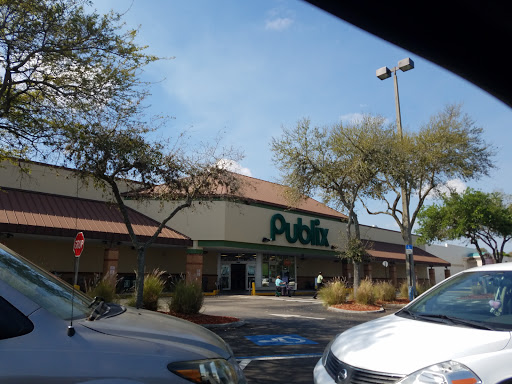 Supermarket «Publix Super Market at Brandon Mall», reviews and photos, 939 W Brandon Blvd, Brandon, FL 33511, USA