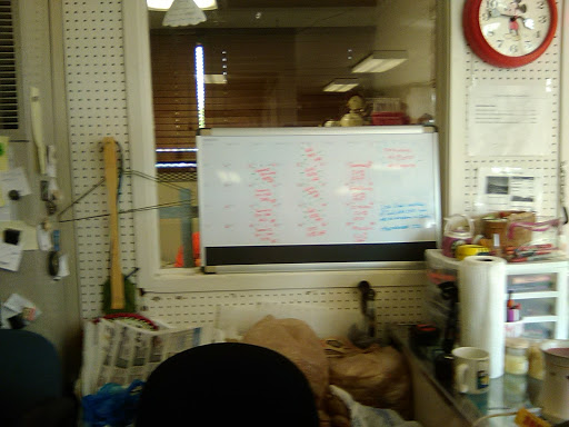 Thrift Store «Albany Helping Hands Thrift Store», reviews and photos, 705 SE 1st Ave, Albany, OR 97321, USA