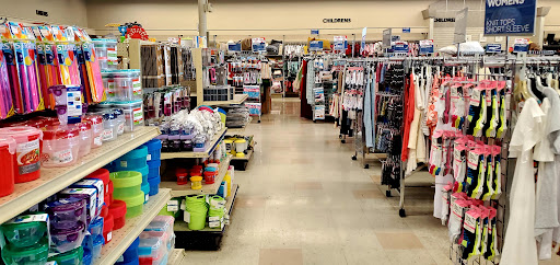 Thrift Store «Lakewood Goodwill», reviews and photos, 6002 Mt Tacoma Dr SW, Tacoma, WA 98499, USA