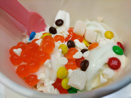 Frozen Yogurt Shop «Yogurtland», reviews and photos, 7211 Plaza Center Dr #140, West Jordan, UT 84084, USA