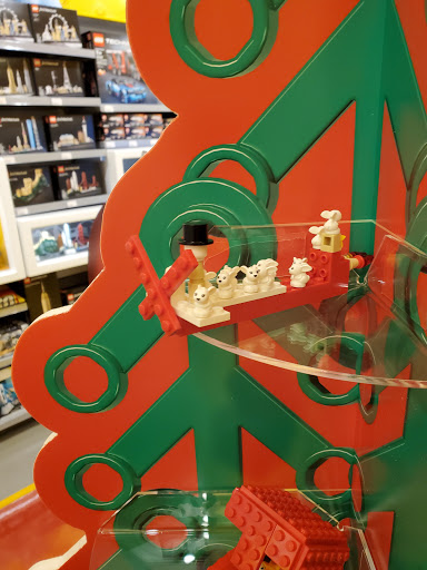 Toy Store «The LEGO Store», reviews and photos, 26300 Cedar Rd, Beachwood, OH 44122, USA