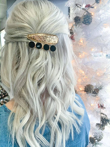 Hair Salon «Bella Bronze Hair Salon and Tanning Studio», reviews and photos, 1486 N Portage Path, Akron, OH 44313, USA