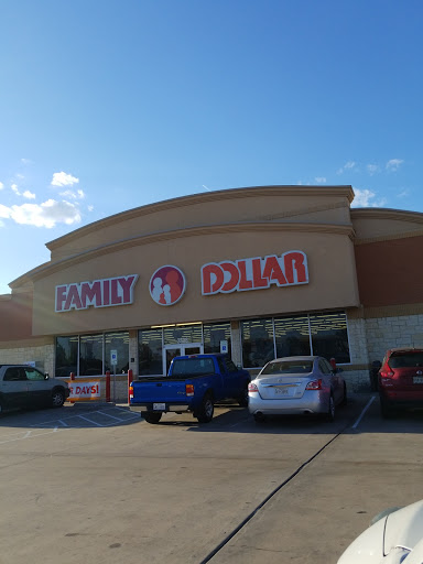 Dollar Store «FAMILY DOLLAR», reviews and photos, 2806 NE Green Oaks Blvd, Grand Prairie, TX 75050, USA