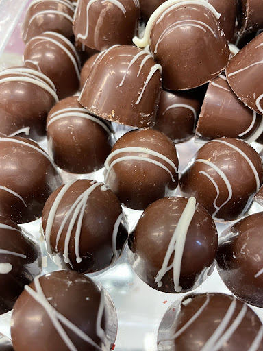 Florist «Bates Flowers by DZyne», reviews and photos, 813 4th Ave, Grinnell, IA 50112, USA