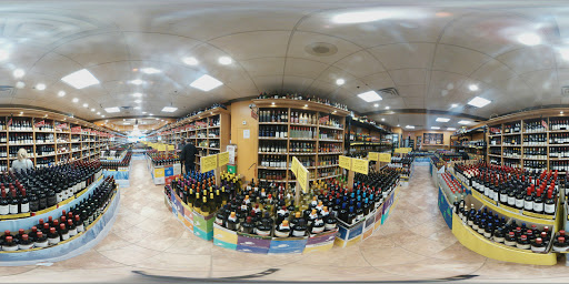 Wine Store «Pavilion Wine and Spirits», reviews and photos, 361 S Oyster Bay Rd, Plainview, NY 11803, USA