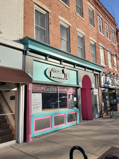 Bakery «Designer Desserts», reviews and photos, 56 Lincolnway, Valparaiso, IN 46383, USA
