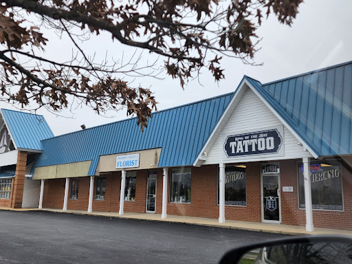 Tattoo Shop «King of the Bay Tattoo», reviews and photos, 13934 H G Trueman Rd, Solomons, MD 20688, USA