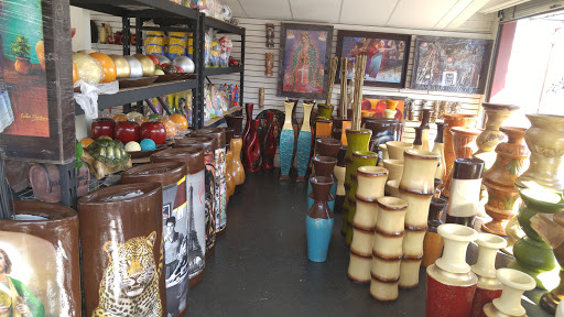 Flea Market «Mile High Flea Market», reviews and photos, 7007 E 88th Ave, Henderson, CO 80640, USA