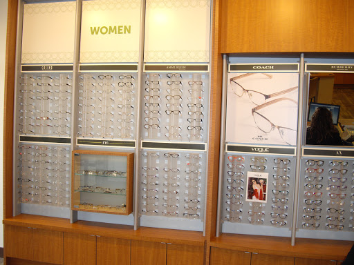 Eye Care Center «Pearle Vision - Pulaski», reviews and photos, 5153 S Pulaski Rd b, Chicago, IL 60632, USA