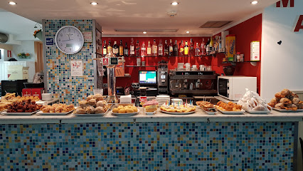 Marken café bar - Santiago Kalea, 27-A, 20304 Irun, Gipuzkoa, Spain