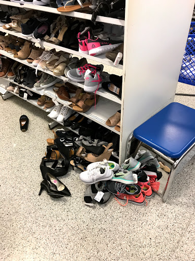 Clothing Store «Ross Dress for Less», reviews and photos, 5900 Sugarloaf Pkwy, Lawrenceville, GA 30043, USA