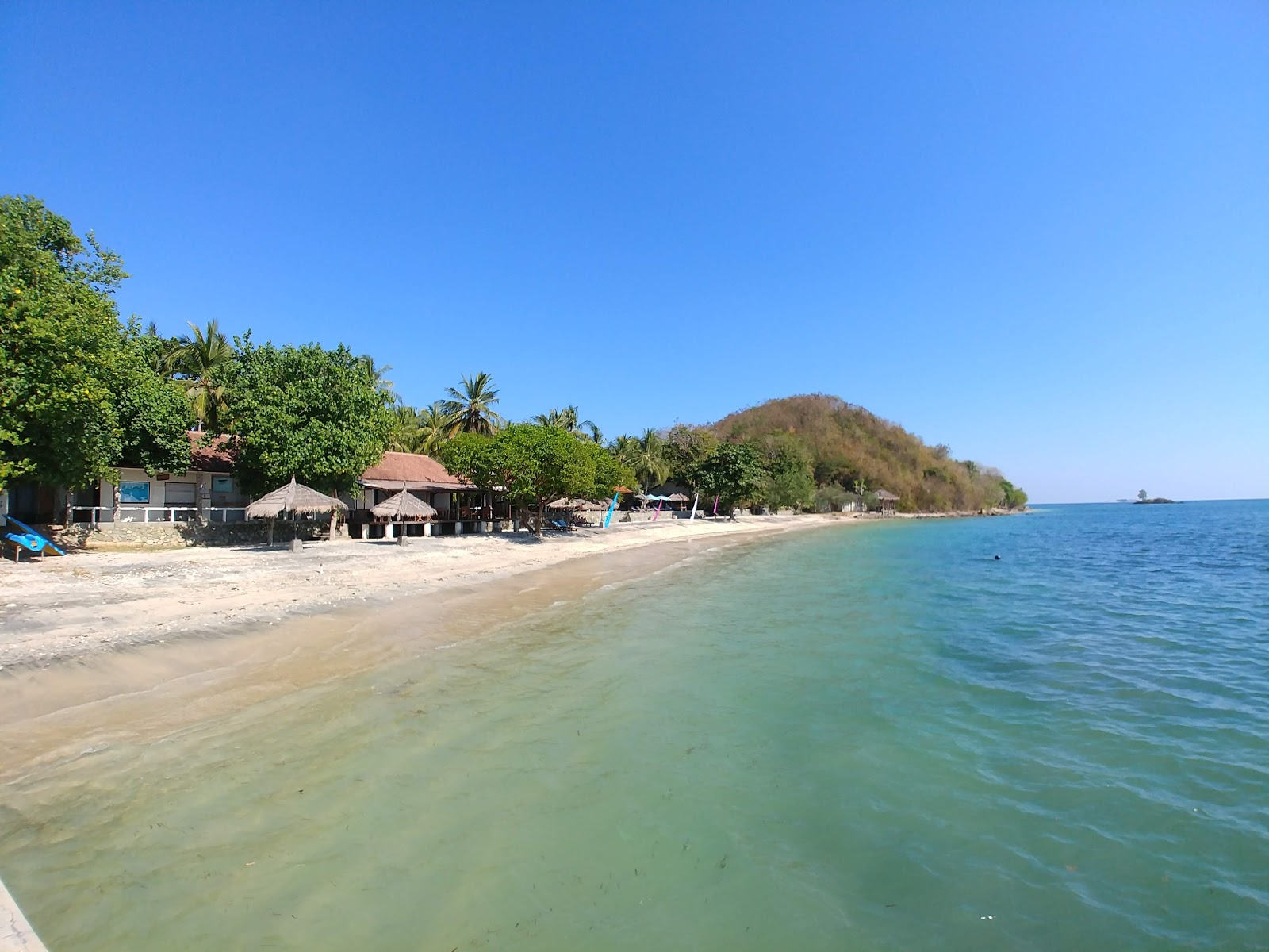 Foto von Cocotinos Sekotong Beach teilweise hotelbereich