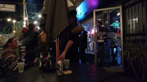 Bar & Grill «The Wormhole Neighborhood Pub & Music Venue», reviews and photos, 2307 Bull St, Savannah, GA 31401, USA