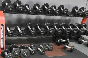Aakash*s RAW Fitness A unisex GYM. image