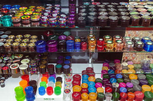 Tobacco Shop «Supernova Smoke Shop #6», reviews and photos, 6025 Callaghan Rd, San Antonio, TX 78228, USA