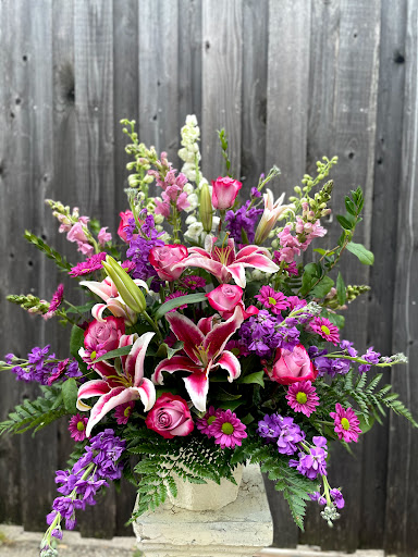 Florist «Treasured Blossoms Flower Market», reviews and photos, 5101 Rowlett Rd, Rowlett, TX 75088, USA