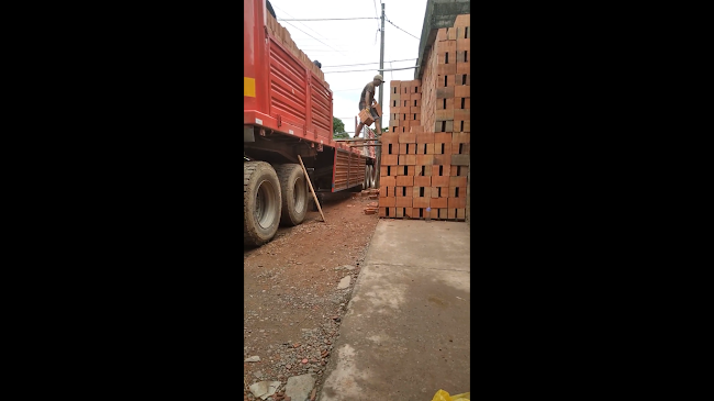 Ladrillera Sinchi Roca - Supermercado