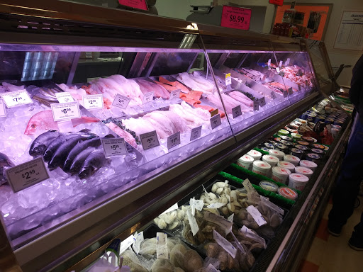 Grocery Store «Market Basket», reviews and photos, 212 Lowell Rd, Hudson, NH 03051, USA