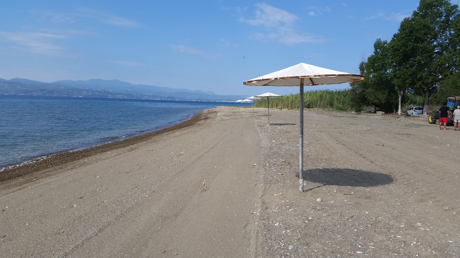 Gerani beach'in fotoğrafı #43 ile birlikte