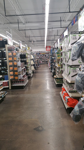 Hardware Store «Harbor Freight Tools», reviews and photos, 22330 S Sterling Blvd STE 101, Sterling, VA 20164, USA