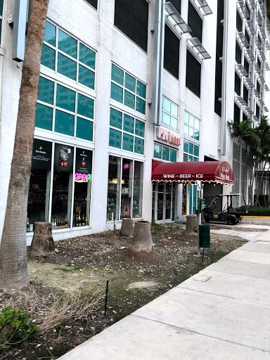 Liquor Store «Brickell Wine Bank», reviews and photos, 950 Brickell Bay Dr #110, Miami, FL 33131, USA