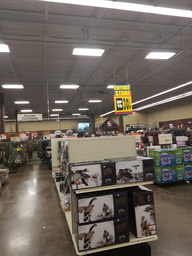 Sporting Goods Store «Gander Mountain», reviews and photos, 11501 Parkside Dr, Knoxville, TN 37934, USA