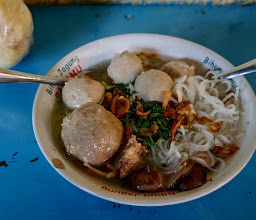 Mie Ayam Bakso Pak Yanto photo