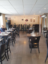 Atmosphère du Restaurant Le Bistro des Moulins à Plouvien - n°2