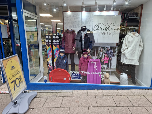 Reviews of Trespass in Dunfermline - Sporting goods store