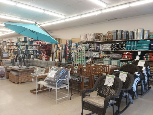Home Goods Store «Tuesday Morning», reviews and photos, 454 Ohio Pike, Cincinnati, OH 45255, USA