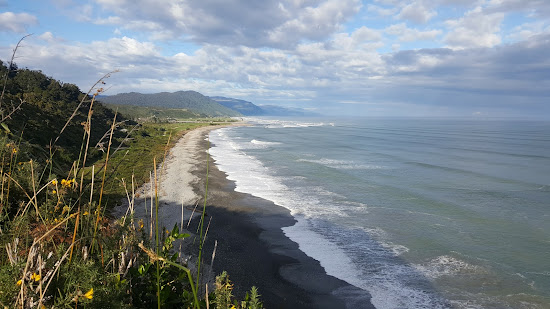 Mokihinui Beach