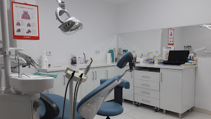 Diş hekimi Yasin AKSOY-implant-porselen kaplama-kanal tedavi-dolgu-zirkonyum kaplama-beyazlatma-çekim-lamine