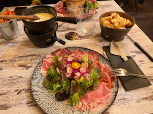 Photo n°78 de Restaurant Chez Nath' Saint Sorlin à Saint-Sorlin-d'Arves ()