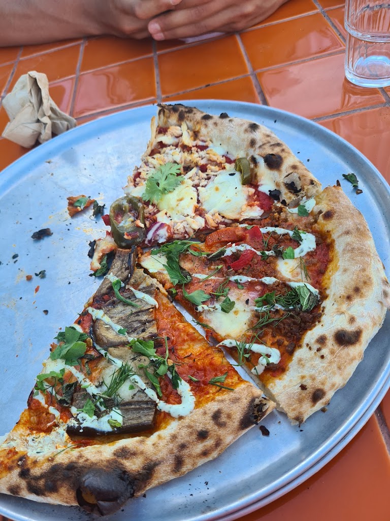 Local Pizza 7018