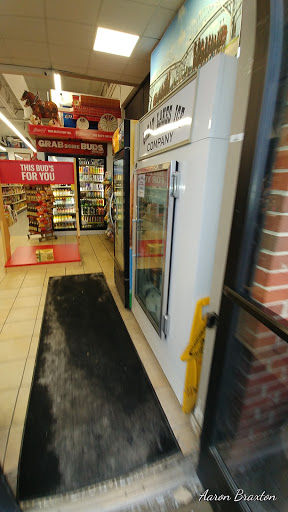 Liquor Store «B & B Liquor», reviews and photos, 16712 26 Mile Rd, Macomb, MI 48042, USA