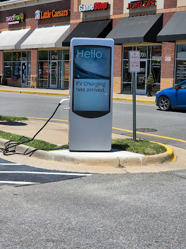 Giant, 5701 Plank Rd, Fredericksburg, VA 22407, USA, 